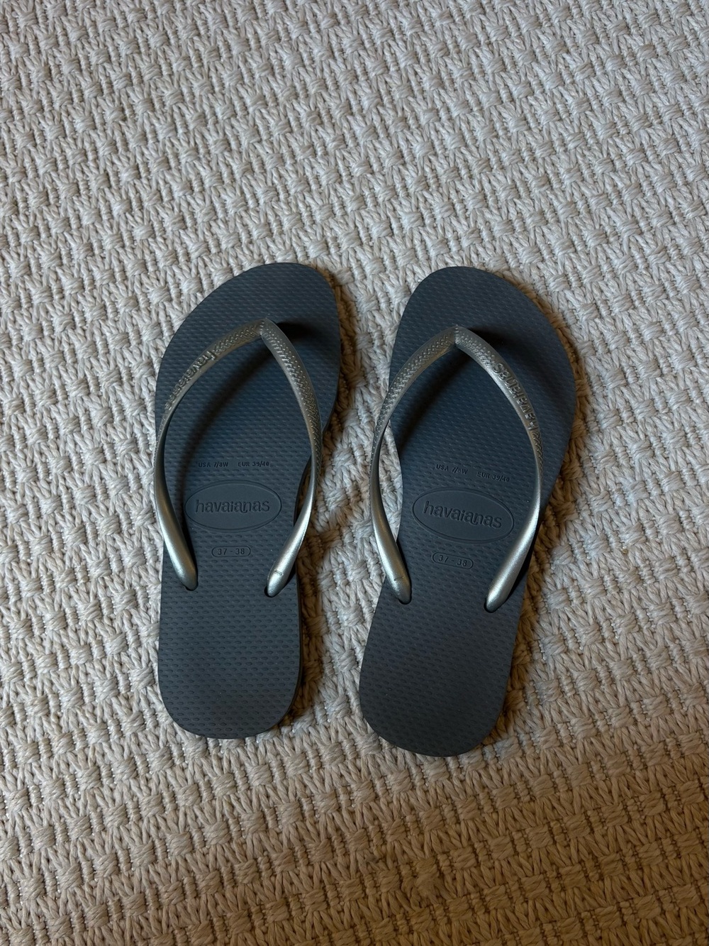 Havaianas Women's Dark Gray Flip Flops with Silver Straps